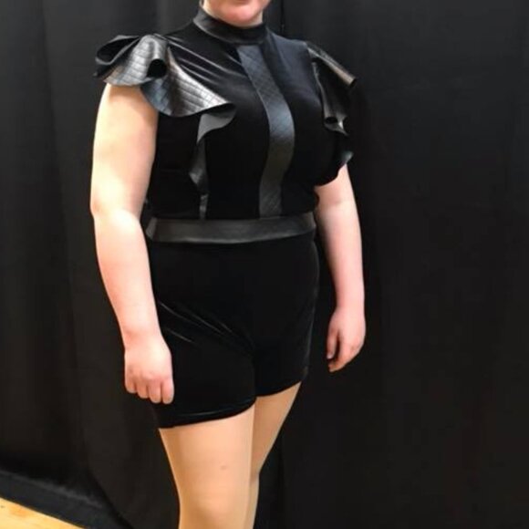 XXLA Black Dance Costume - Picture 2 of 4